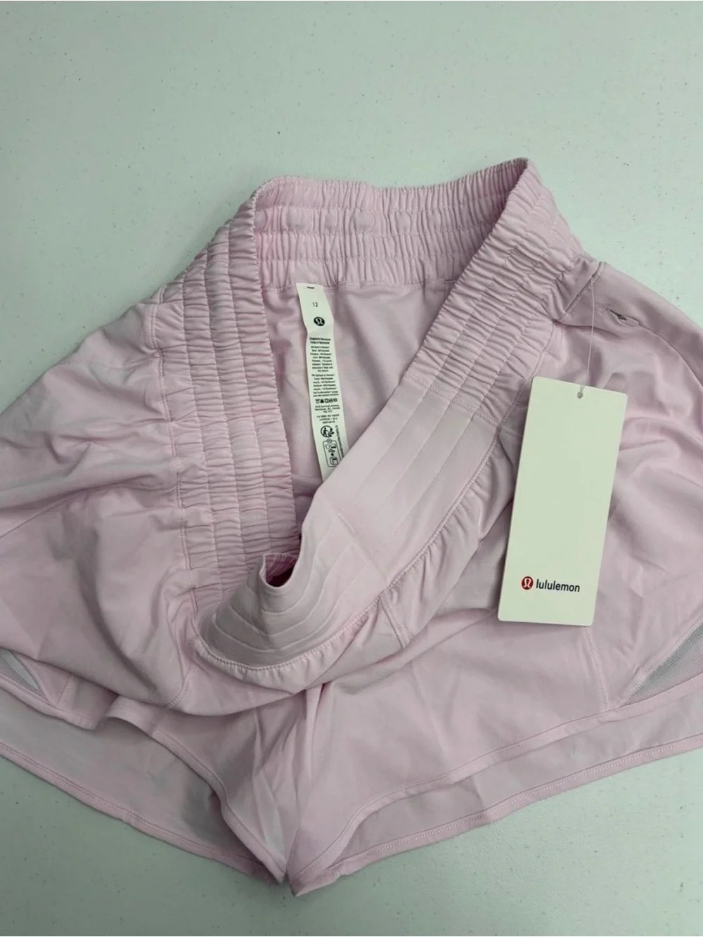 Lululemon Hotty Hot High Rise Short 4” Lined  Size 12 New With Tags